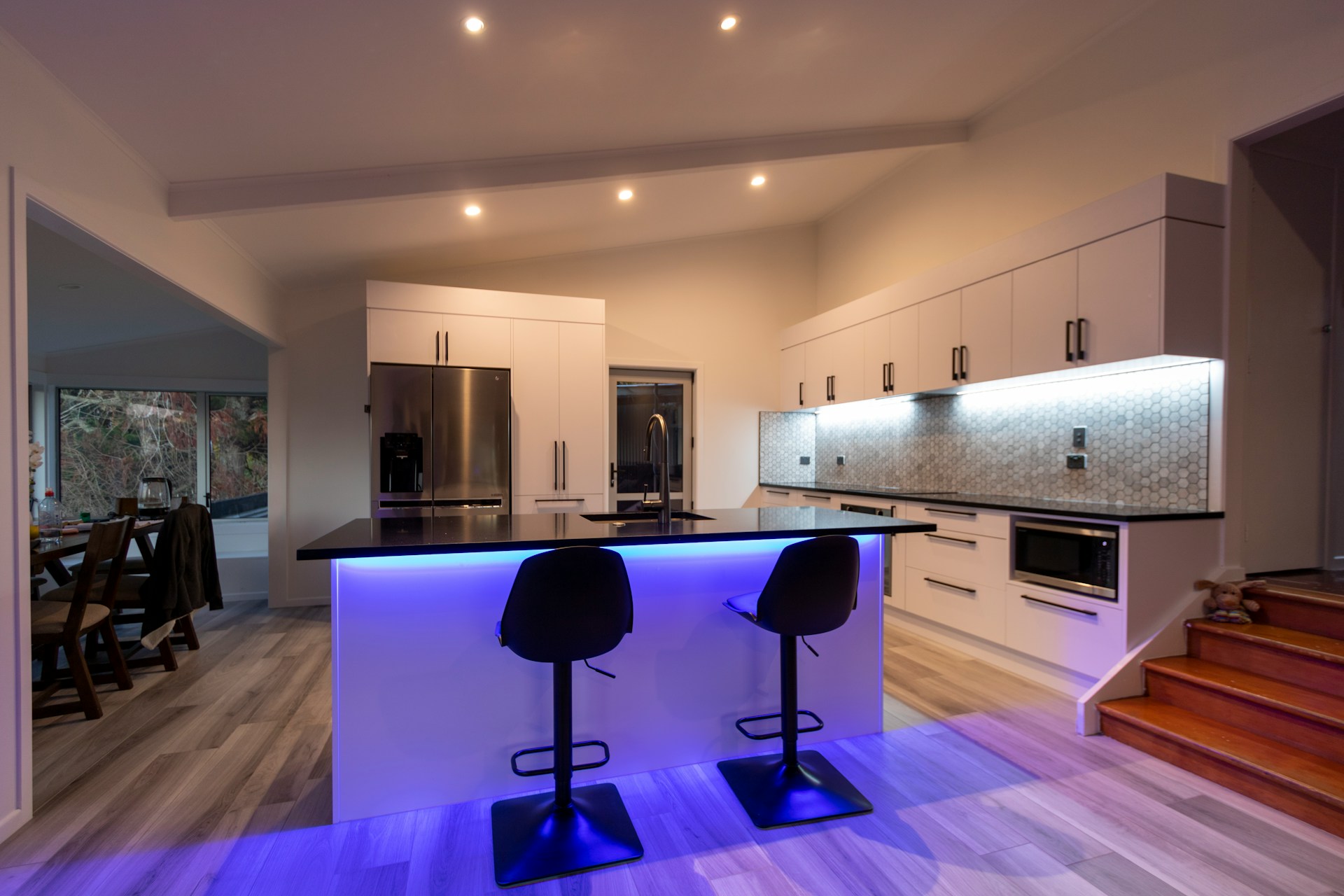 Cocina con iluminación LED